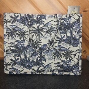 H&M Big Tote Jacquard Tote Palm Tree Leaf Tropical‎ Bag Blogger's Favorite